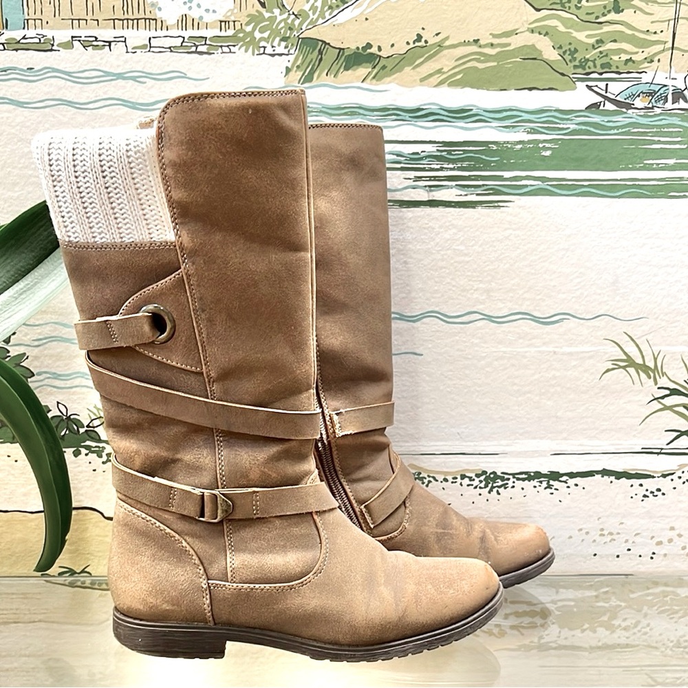 Stylish Brown Knee-High Lined Boots
